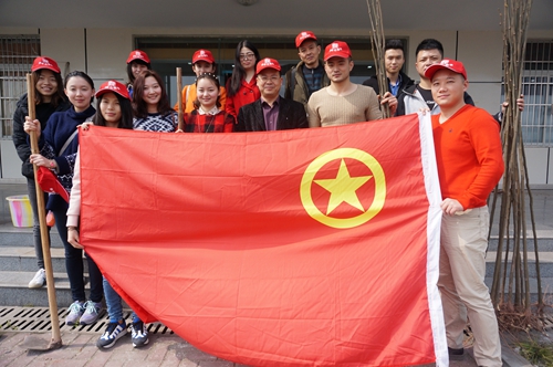 蜀廈團(tuán)支部植樹è??(1)_副本.jpg 1768876517525348.jpg